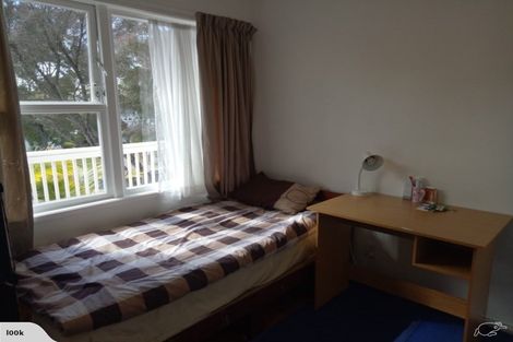 Photo of property in 9 Beaudine Avenue, Glenfield, Auckland, 0629