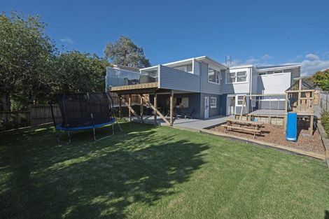 Photo of property in 570 Glenfield Road, Bayview, Auckland, 0629