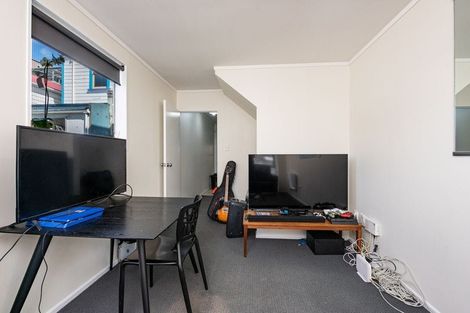 Photo of property in 27u8 Drummond Street, Mount Cook, Wellington, 6021