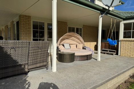 Photo of property in 1098 Peak Road, Helensville, 0875