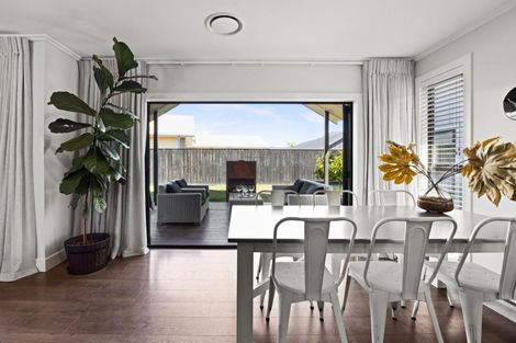 Photo of property in 23 Rich Rise, Havelock North, 4130