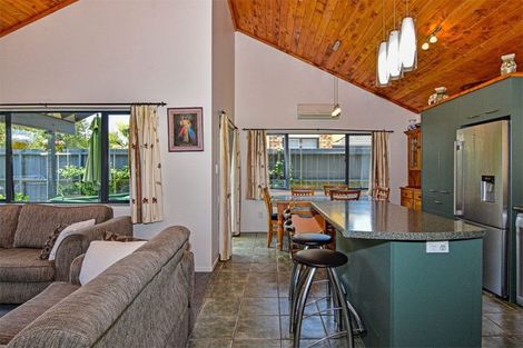 Photo of property in 15 Rossiter Avenue, Waiuku, 2123