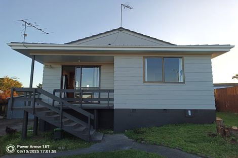 Photo of property in 3 Cade Place, Weymouth, Auckland, 2103