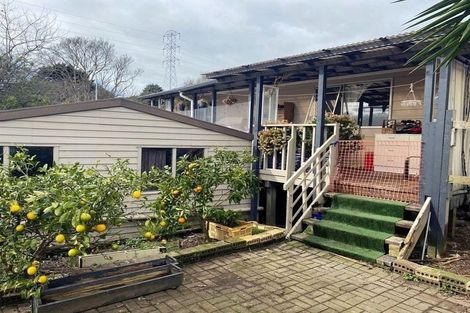 Photo of property in 93 Everglade Drive, Totara Heights, Auckland, 2105