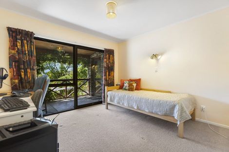Photo of property in 21 Heuchan Lane, Wanaka, 9305