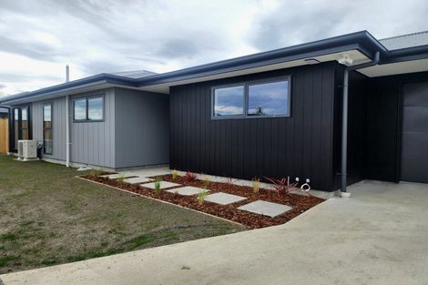 Photo of property in 2 Ellmers Street, Woodend, 7610