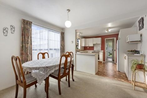 Photo of property in 7a Clinker Grove, Silverstream, Upper Hutt, 5019