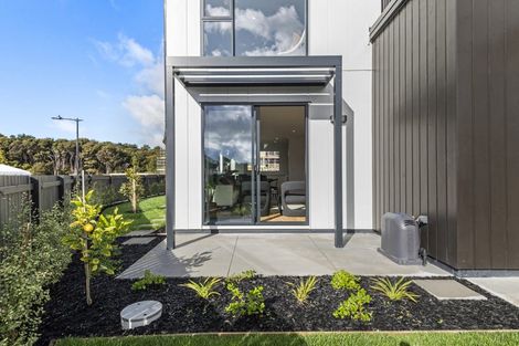 Photo of property in 3/241 Hill Road, The Gardens, Auckland, 2105