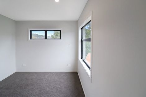 Photo of property in 137 Whites Line East, Waiwhetu, Lower Hutt, 5010