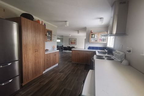 Photo of property in 1 Busing Avenue, Papakura, 2110