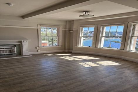 Photo of property in Inverleith Apartments, 306u4 Oriental Parade, Oriental Bay, Wellington, 6011