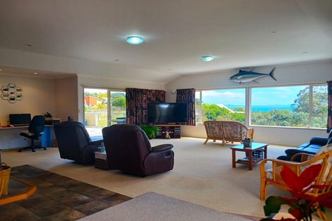 Photo of property in 11 Ocean View Road, Cable Bay, 0420