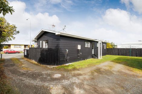 Photo of property in 57a Benmore Avenue, Cloverlea, Palmerston North, 4412