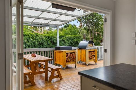 Photo of property in 2/71 Saddleback Rise, Murrays Bay, Auckland, 0630