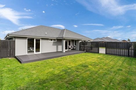 Photo of property in 37 Billington Drive, Halswell, Christchurch, 8025