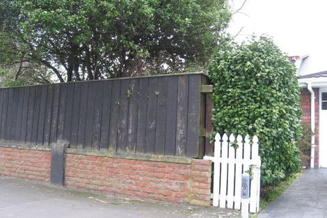 Photo of property in 458 Featherston Street, Palmerston North, 4414