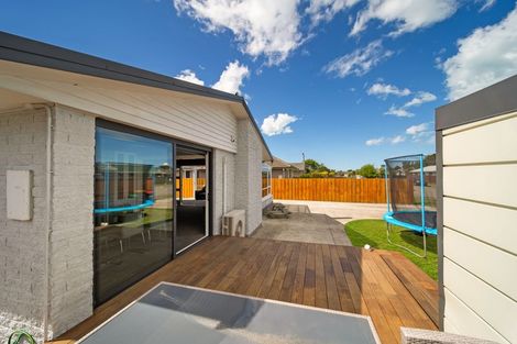 Photo of property in 150 Pacific Road, North New Brighton, Christchurch, 8083