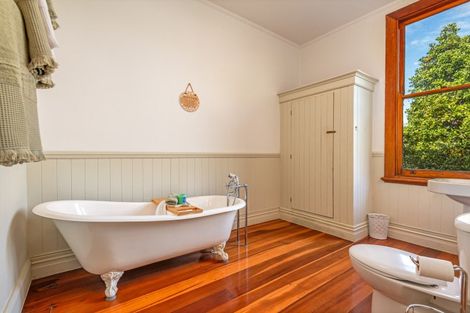 Photo of property in Kaingahou, 642 Pioneer Highway, Highbury, Palmerston North, 4412