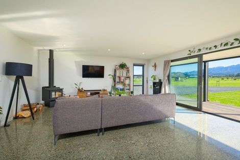 Photo of property in 12 Te Ao Wharepapa Lane, Peketa, Kaikoura, 7373