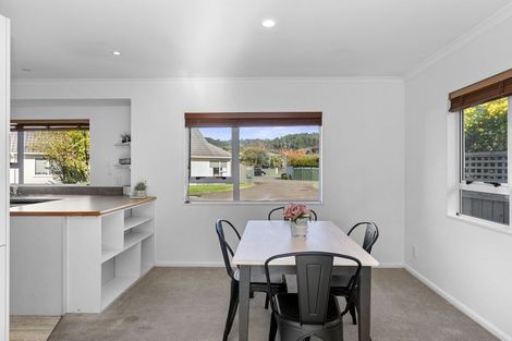 Photo of property in 18 Millwood Place, Silverstream, Upper Hutt, 5019