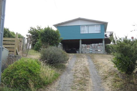 Photo of property in 2 Te Ara Crescent, Diamond Harbour, Lyttelton, 8971