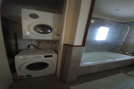 Photo of property in 37u5 Majoribanks Street, Mount Victoria, Wellington, 6011