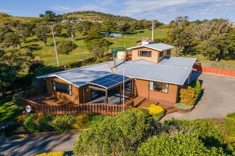 Photo of property in 16 Coronation Street, Moeraki, Palmerston, 9482
