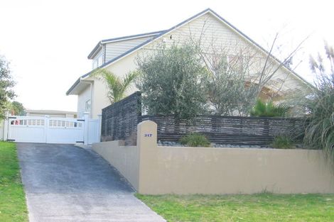 Photo of property in 317 Linton Crescent, Whangamata, 3620