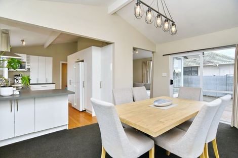 Photo of property in 54 Oriana Crescent, Hornby, Christchurch, 8042