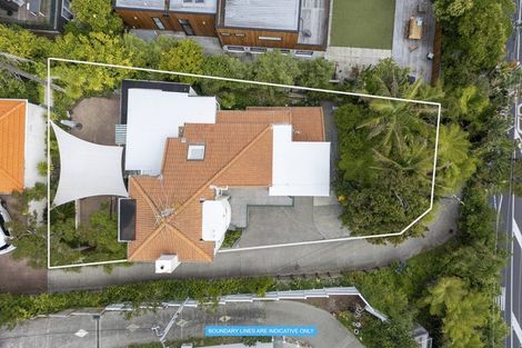 Photo of property in 2/111 Beach Road, Castor Bay, Auckland, 0620