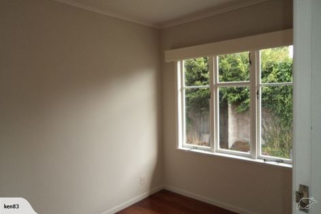 Photo of property in 112 Rosier Road, Glen Eden, Auckland, 0602