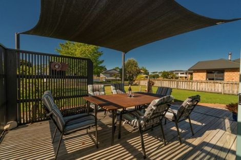 Photo of property in 17 Endeavour Close, Whitianga, 3510
