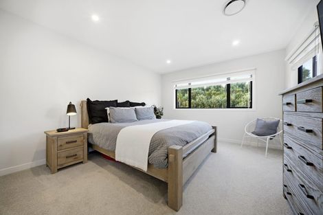 Photo of property in 19 Headsail Drive, Long Bay, Auckland, 0630