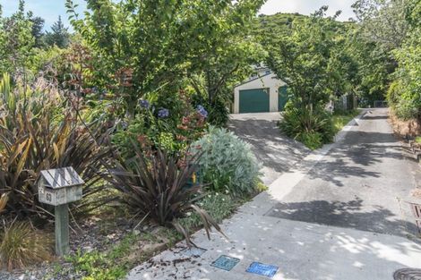 Photo of property in 63 Kotare Street, Waikanae, 5036
