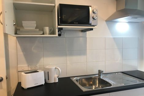 Photo of property in 15 Trinidad Crescent, Grenada Village, Wellington, 6037