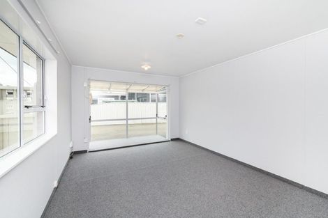 Photo of property in 4 Clendon Court, Roslyn, Palmerston North, 4414