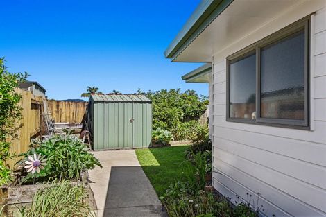 Photo of property in 24 Edgewater Grove, Whakatane, 3120