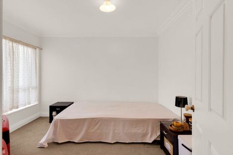Photo of property in 9 Cobbe Place, Pomare, Rotorua, 3015