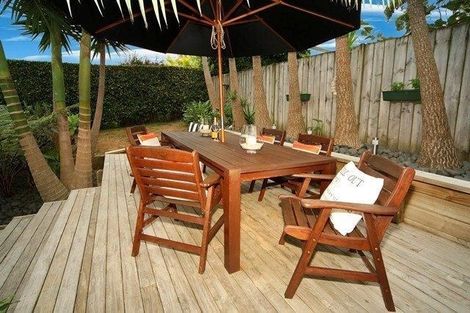 Photo of property in 14 Varlene Terrace, Forrest Hill, Auckland, 0620