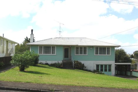 Photo of property in 6 Sarona Avenue, Glen Eden, Auckland, 0602