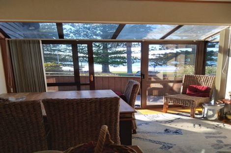 Photo of property in 1/942 Beach Road, Waiake, Auckland, 0630