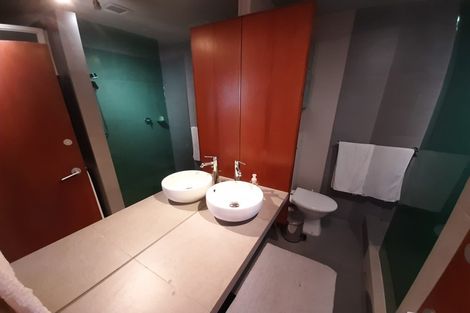 Photo of property in 45 Stanley Point Road, Stanley Point, Auckland, 0624