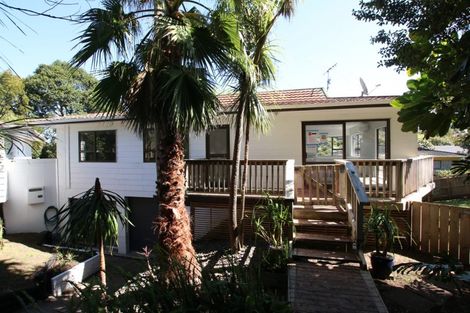 Photo of property in 13 Montclair Rise, Browns Bay, Auckland, 0630