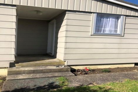 Photo of property in 184/84a Greenslade Crescent, Northcote, Auckland, 0627