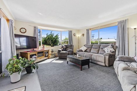 Photo of property in 13 Omahau Crescent, Twizel, 7901