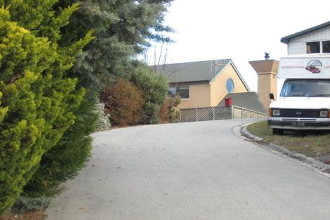 Photo of property in 6 Kent Street, Queenstown, 9300