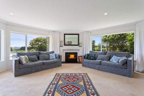 Photo of property in 135a Hutchinson Road, Helensville, 0875