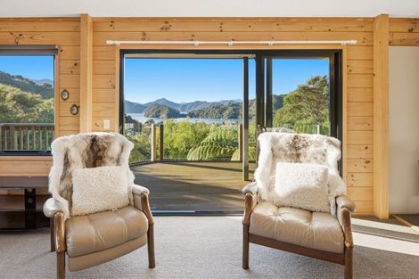 Photo of property in 29 Manuka Drive, Ngakuta Bay, Picton, 7281