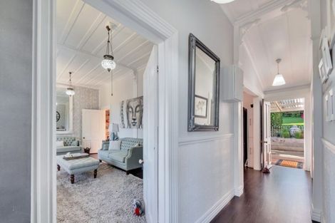 Photo of property in 11 Gow Street, Helensville, 0800