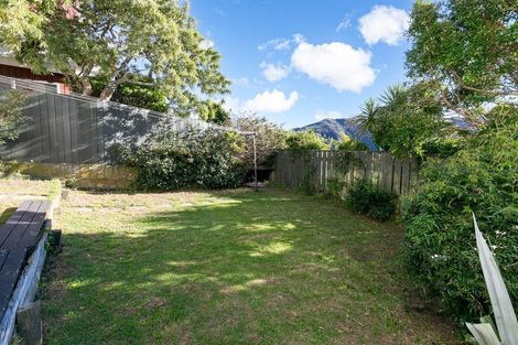 Photo of property in 4 Parklands Drive, Karori, Wellington, 6012